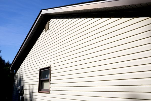Dutch Lap Siding Installation in Sterling Heights